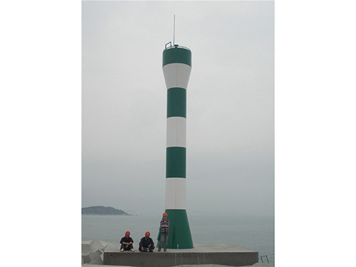 平海電廠10米玻璃鋼燈樁.JPG
