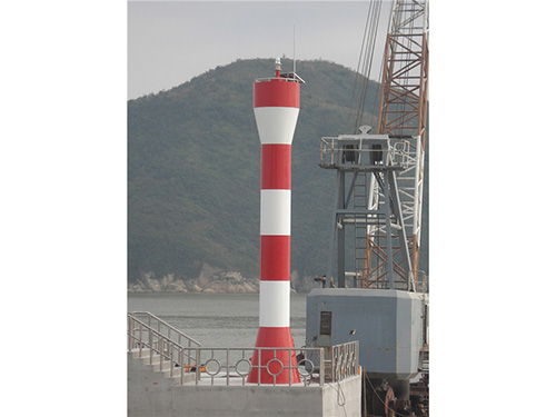 寧德核電站10米玻璃鋼燈樁.JPG